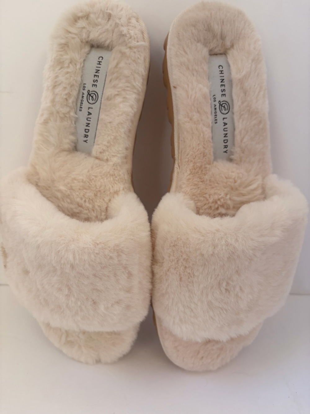 Chinese Laundry Plush Open-Toe Slide Slippers in Light Beige